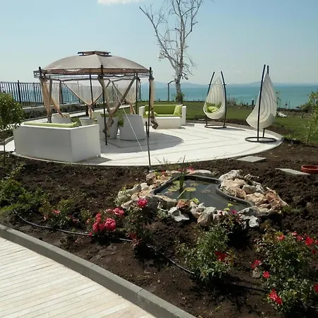 In Diamond Burgas City