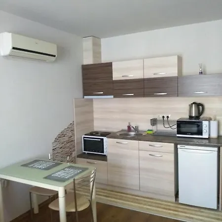 Apartament In Diamond Burgas City