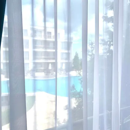 In Diamond Apartament