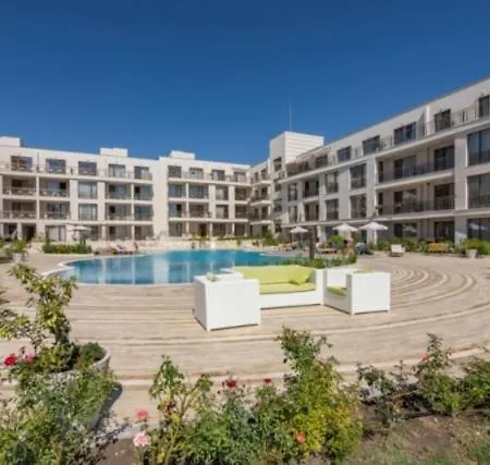 In Diamond Apartament