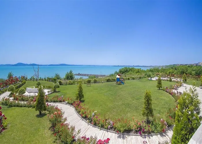 Apartment In Diamond Burgas